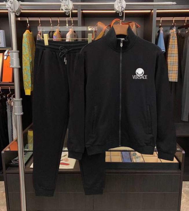 Picture of Versace Sweater Suits _SKUVersaceM-5XLkdtn2643026